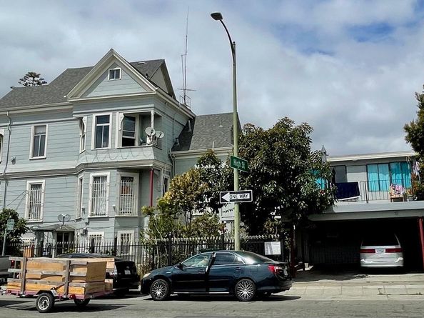 1718 High St, Oakland CA 94601