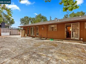 19 Via Floreado, Orinda CA 94563