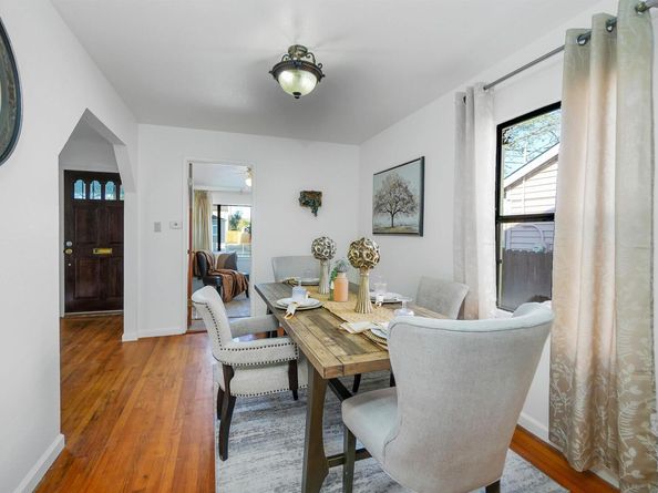 11132 Acalanes Dr, Oakland CA 94603