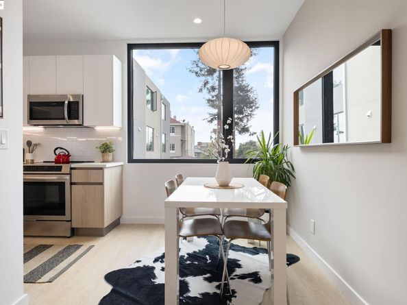 1233 Hampel St., Oakland CA 94602