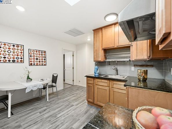 16050 Via Olinda, San Lorenzo CA 94580
