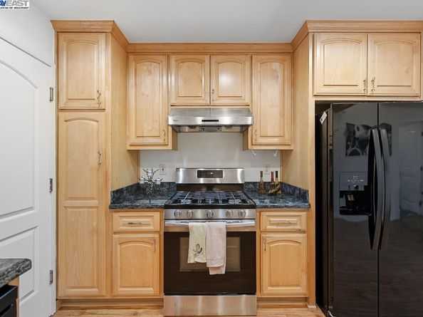 16050 Via Olinda, San Lorenzo CA 94580