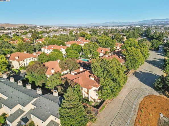 7020 Stagecoach Road A, Dublin CA 94568
