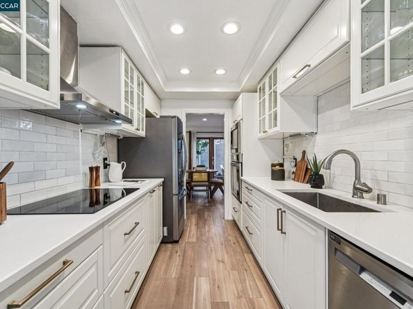 1400 Camino Peral, Moraga CA 94556