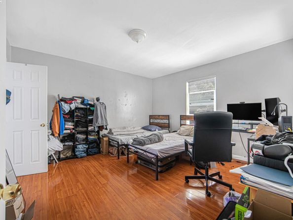 2110 Ashby Ave, Berkeley CA 94705