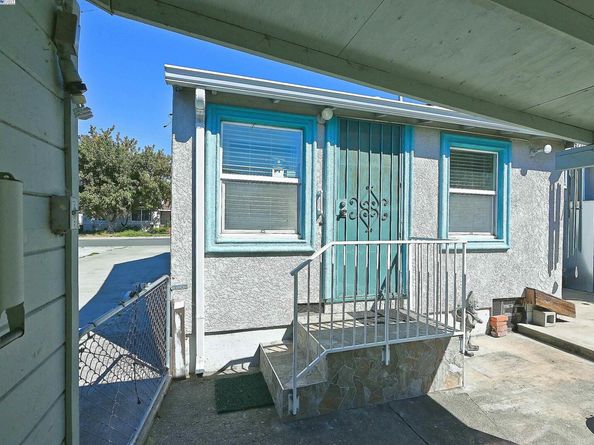 16931 Melody Way, San Leandro CA 94578
