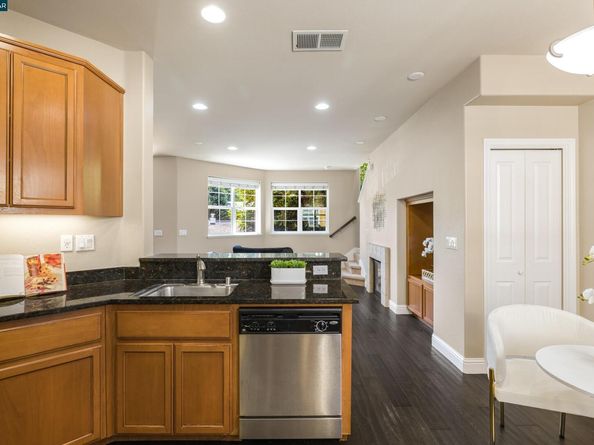 1121 Haven St, Martinez CA 94553