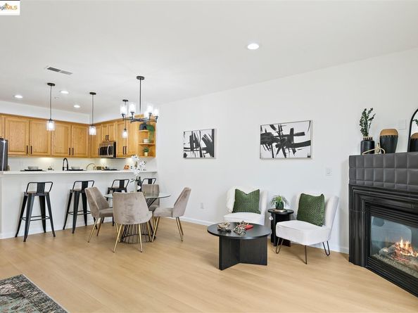 4153 Clarinbridge Cir, Dublin CA 94568