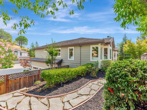 1169 Sunrise Ridge Dr, Lafayette CA 94549
