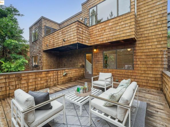 139 Del Mar Ave, Berkeley CA 94708