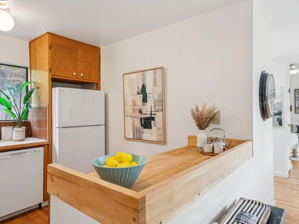 139 Del Mar Ave, Berkeley CA 94708