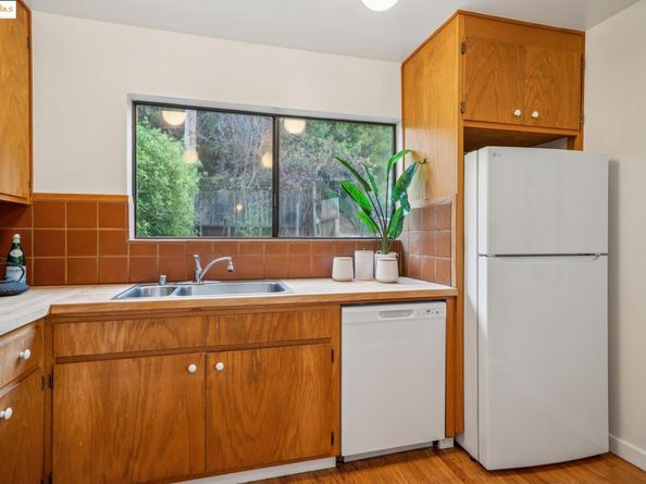 139 Del Mar Ave, Berkeley CA 94708