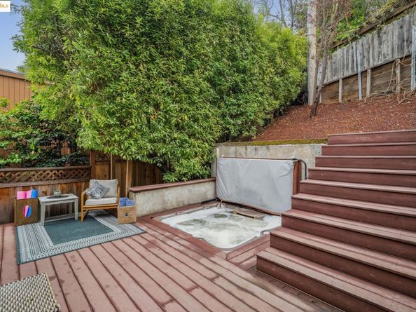 139 Del Mar Ave, Berkeley CA 94708