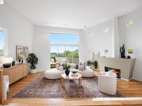 6590 Oakwood Dr, Oakland CA 94611