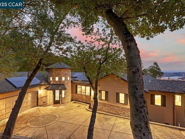 28 Vista Del Orinda, Orinda CA 94563