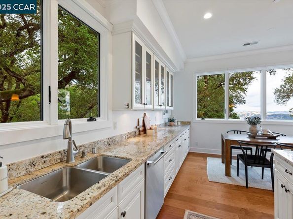 28 Vista Del Orinda, Orinda CA 94563