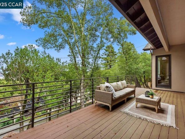 28 Vista Del Orinda, Orinda CA 94563