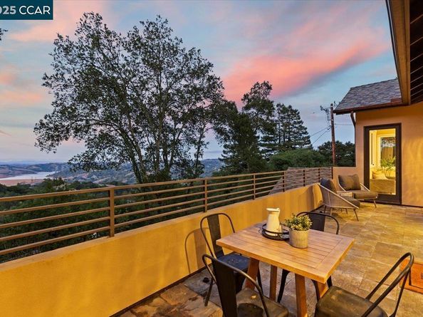 28 Vista Del Orinda, Orinda CA 94563