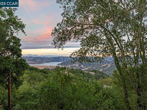 28 Vista Del Orinda, Orinda CA 94563