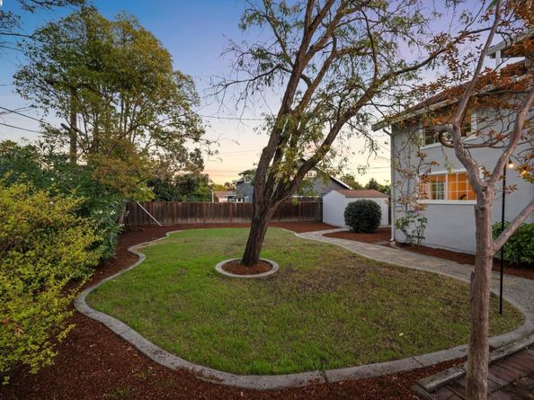 1271 Hookston Road, Concord CA 94518