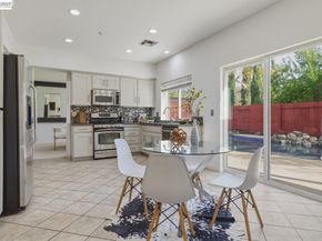 5689 Mollie Cir, Livermore CA 94551