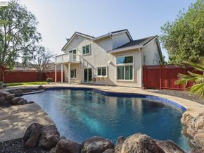 5689 Mollie Cir, Livermore CA 94551