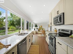 8135 Merion Dr, Newark CA 94560