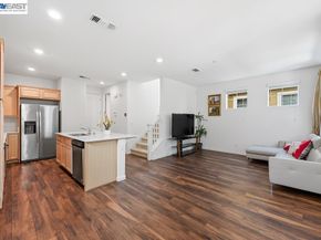 1505 Sylvia St, Hayward CA 94545