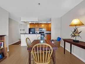 555 Pierce St 526, Albany CA 94706