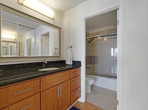 555 Pierce St 526, Albany CA 94706