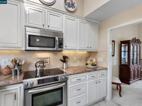 3258 Ptarmigan Dr 3B, Walnut Creek CA 94595