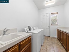 5204 Skyler Ct, Concord CA 94521