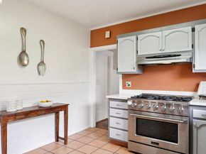 892 Laurel Street, Alameda CA 94501