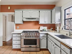 892 Laurel Street, Alameda CA 94501