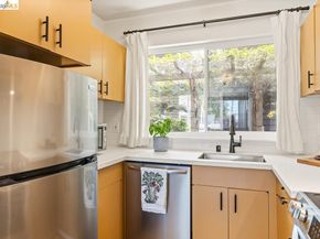 2601 College Ave 108, Berkeley CA 94704
