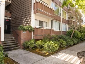 2601 College Ave 108, Berkeley CA 94704