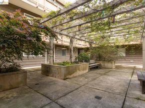 2601 College Ave 108, Berkeley CA 94704