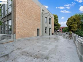 3240 Peralta St 24, Oakland CA 94608