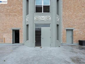 3240 Peralta St 24, Oakland CA 94608