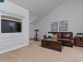 4483 Brannigan St, Dublin CA 94568