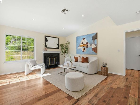 515 Canyon Oaks Dr F, Oakland CA 94605