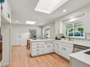 152 Tharp Dr, Moraga CA 94556