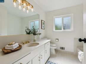 152 Tharp Dr, Moraga CA 94556