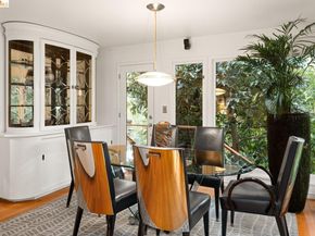 10 Burdeck Ct, Oakland CA 94602