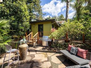 10 Burdeck Ct, Oakland CA 94602