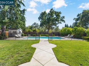102 Belgian Dr, Danville CA 94526