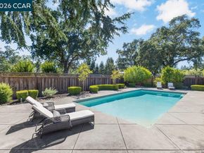 102 Belgian Dr, Danville CA 94526