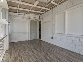 340 Foothill Blvd, Oakland CA 94606