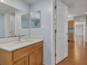 340 Foothill Blvd, Oakland CA 94606