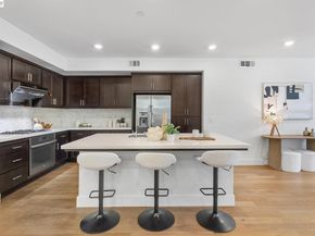 5810 Midnight Pl D, Dublin CA 94568